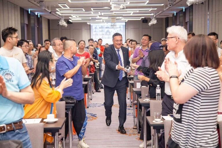 40d9895b-5c13-4051-8f7a-42a7ee1905fd